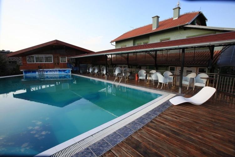 Hotel Dunav Sremski Karlovci Buitenkant foto