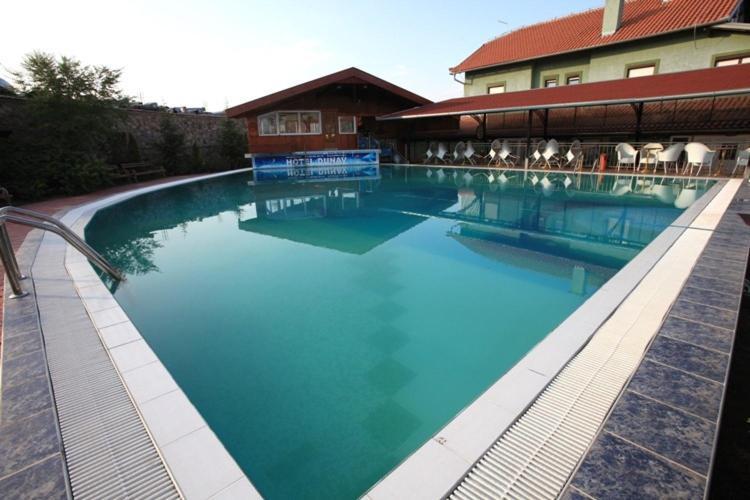Hotel Dunav Sremski Karlovci Buitenkant foto