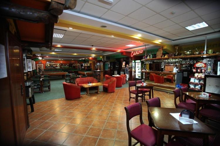 Hotel Dunav Sremski Karlovci Buitenkant foto